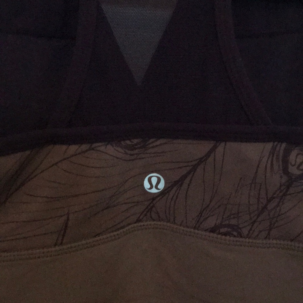 Lululemon tank 4/6